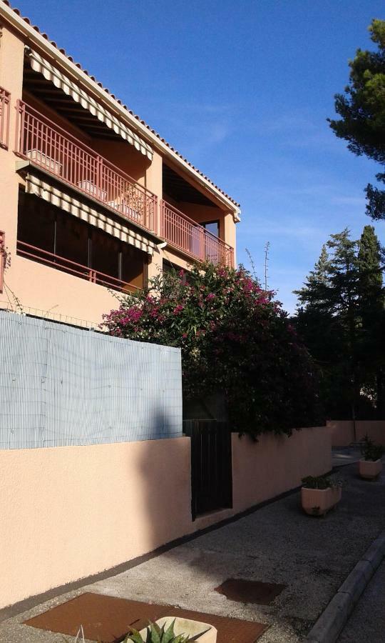 T2 Bord De Mer Au Calme Bandol Exterior photo